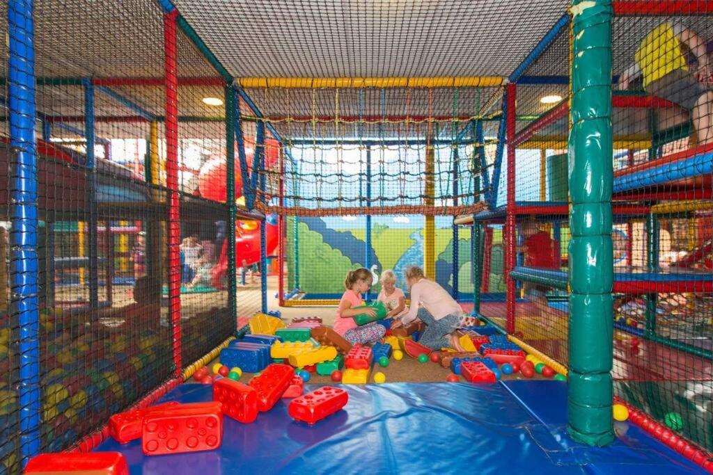 Vila 4-6 Persoons Vakantiewoning Met Eigen Tuin Bakkeveen Exteriér fotografie